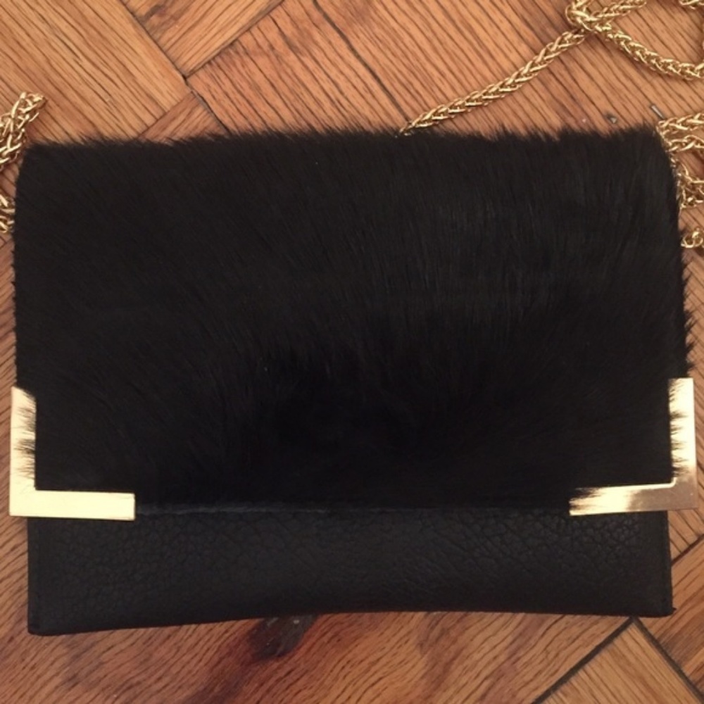 LF Street Level Cross Body